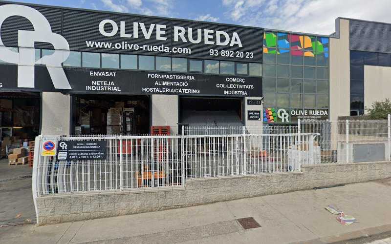 Fotografia tomada fuera de Construccions emb fusteria NAPO - Carpintería en Vilanova i la Geltrú, Barcelona