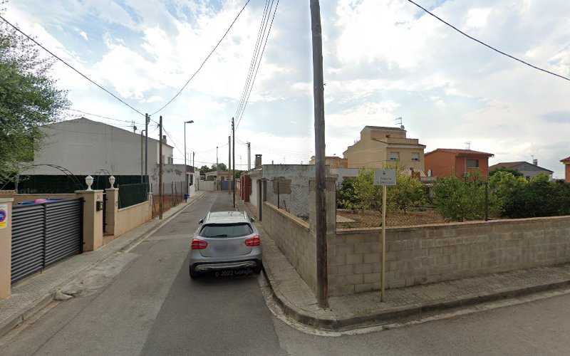 Fotografia tomada fuera de Hermanos Lisón Scp - Carpintería metálica y de aluminio en Vilanova i la Geltrú, Barcelona