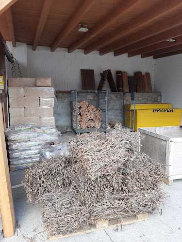 Fotografia tomada fuera de Serradora Campama S L - Serradora en Vilanova i la Geltrú, Barcelona