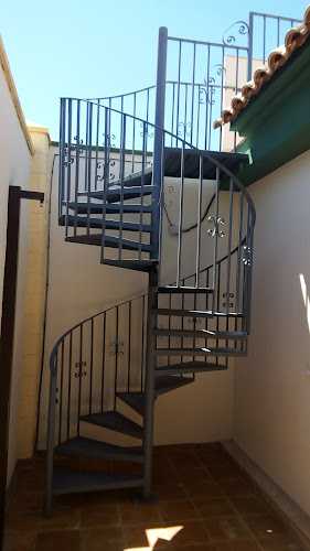 Fotografia tomada fuera de Carpintería Metálica Manuel León - Carpintería metálica y de aluminio en Cañada Rosal, Sevilla