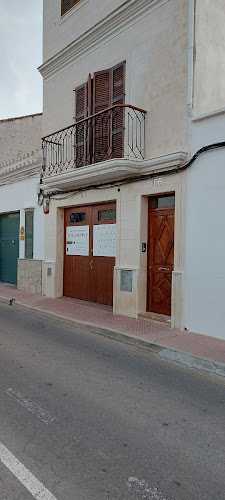 Fotografia tomada fuera de R Villalonga Sl - Carpintero en Alaior, Baleares