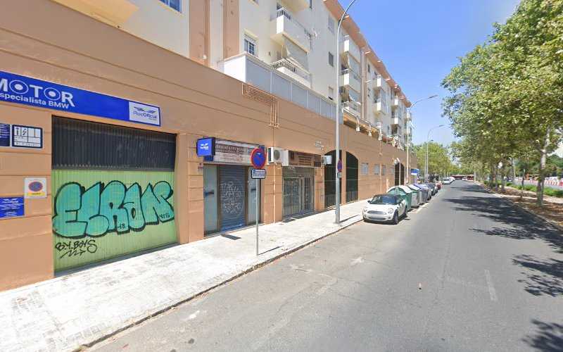 Fotografia tomada fuera de Permar - Carpintería en Sevilla, Sevilla