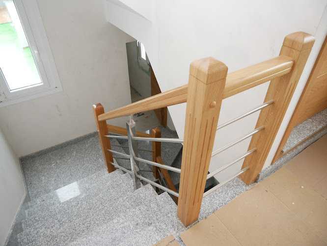 Fotografia tomada fuera de Carpintería Brenlla - Carpinteiro en As Antes, A Coruña