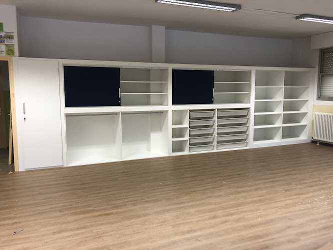 Fotografia tomada fuera de Fustería Álvarez - Fuster en Viladecans, Barcelona