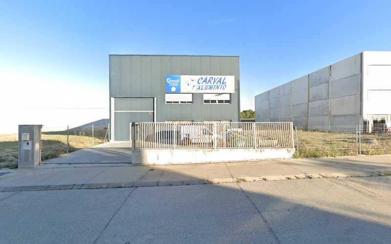 Fotografia tomada fuera de CARVAL ALUMINIO - Carpintería metálica y de aluminio en Valladolid, Valladolid