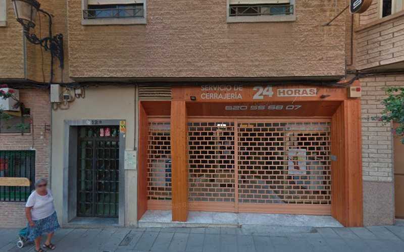 Fotografia tomada fuera de Carpintería Cantero - Carpintería en Valdepeñas, Ciudad Real