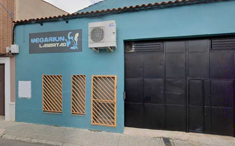 Fotografia tomada fuera de Aluminios La Mancha - Metalwork en Valdepeñas, Ciudad Real