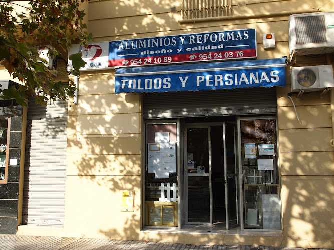 Fotografia tomada fuera de Aluminios Goya Dorado - Carpintería metálica y de aluminio en Sevilla, Sevilla