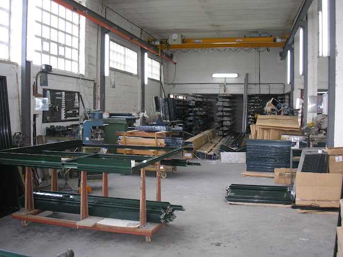 Fotografia tomada fuera de CERRALGA - Metalwork en Viana do Bolo, Orense