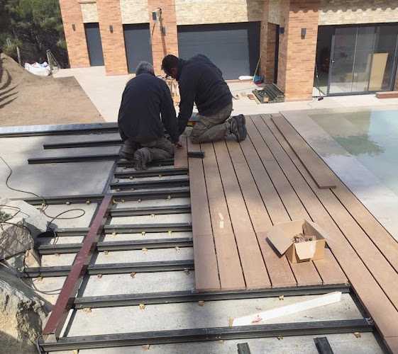 Fotografia tomada fuera de Natum Ebanistería y Carpintería - Fábrica de muebles en Terrassa, Barcelona