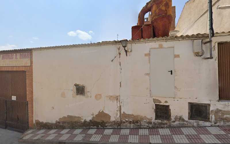 Fotografia tomada fuera de Carpintería Rumar - Carpintería en Álora, Málaga