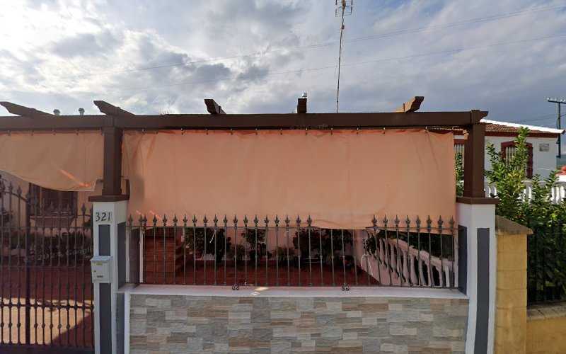 Fotografia tomada fuera de RUANO MUEBLES - Fábrica de muebles en Andújar, Jaén