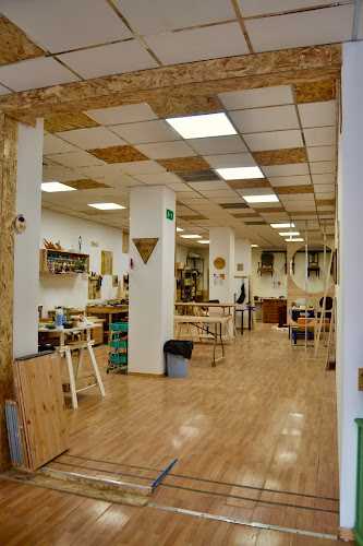 Fotografia tomada fuera de WuD · taller · - Carpintería en Sevilla, Sevilla