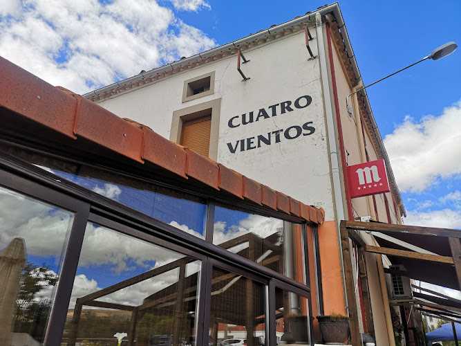 Fotografia tomada fuera de Posada Cuatro Vientos - restaurantes en Almarza, Soria