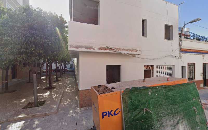 Fotografia tomada fuera de TUASTRI CARPINTERIA Y DECORACION - Carpintería en Sevilla, Sevilla