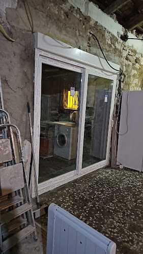 Fotografia tomada fuera de Sistemas Moises sl - Carpintería metálica y de aluminio en Murcia, Murcia