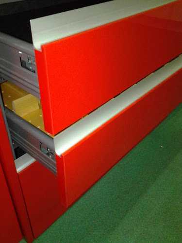 Fotografia tomada fuera de Comercial López Carrilero S.L. - Tienda de muebles de cocina en Aljucer, Murcia