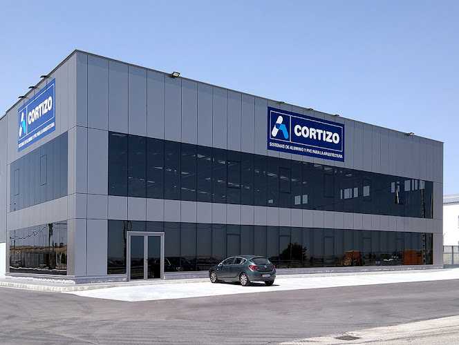 Fotografia tomada fuera de CORTIZO Zamora - Proveedor de aluminio en Morales del Vino, Zamora