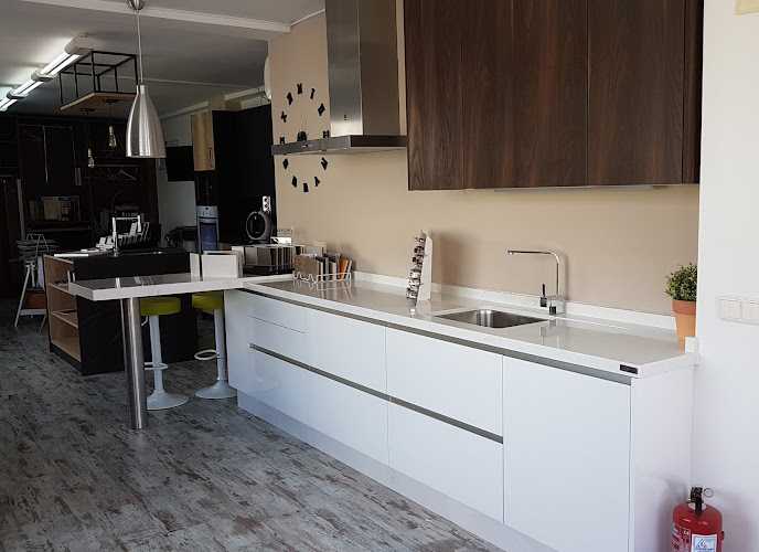 Fotografia tomada fuera de Alarcón Cocinas Y Decoración - Carpintería en Humilladero, Málaga