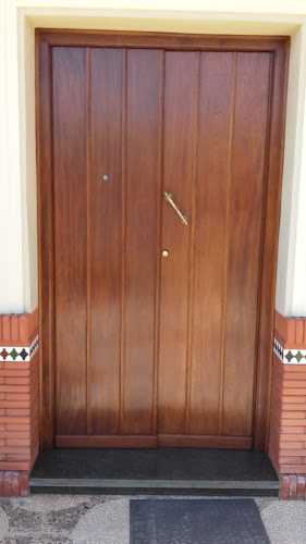 Fotografia tomada fuera de Carpintería Vera y Carmona S.L.L. - Empresa maderera en Campillos, Málaga