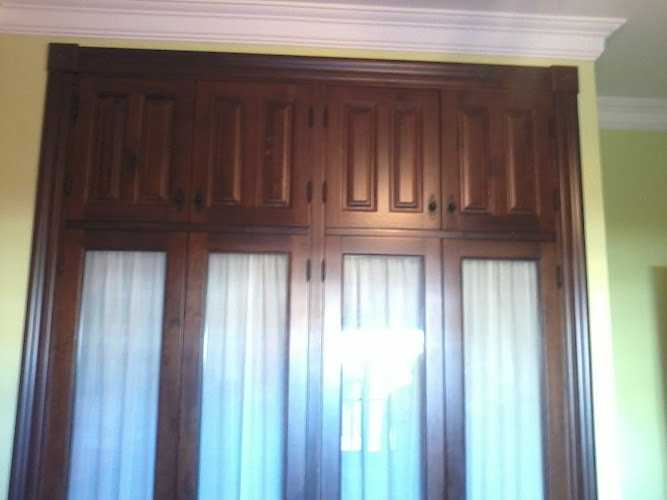 Fotografia tomada fuera de PD.MADERALUM, S.L. - Carpintería en Sierra de Yeguas, Málaga