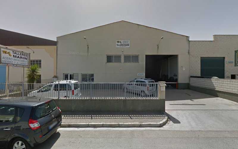 Fotografia tomada fuera de Talleres Marín - Carpintería metálica y de aluminio en Antequera, Málaga