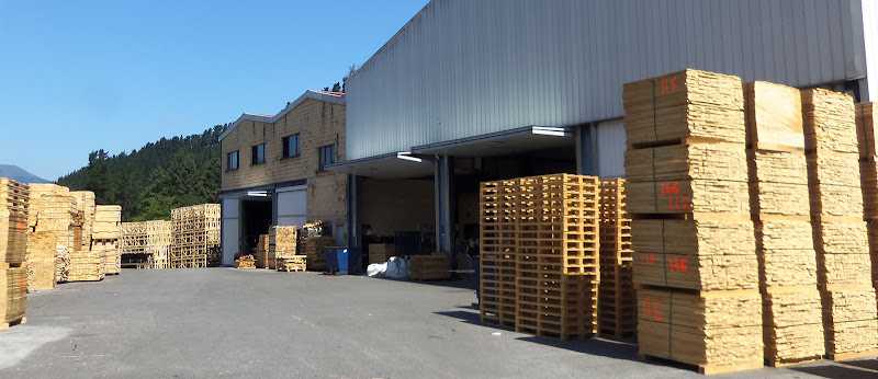 Fotografia tomada fuera de Maderas Orue S.A. - Proveedor de pallets en Uribarri, Vizcaya
