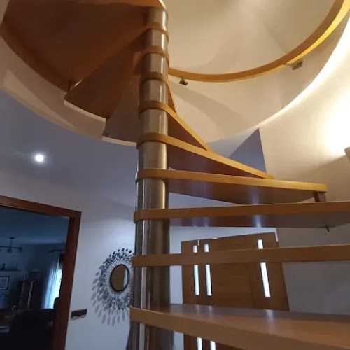 Fotografia tomada fuera de Entorno carpintería EBANISTERÍA SL - Carpintería en Murcia, Murcia