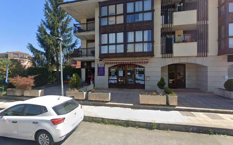 Fotografia tomada fuera de Carpinteria Metalica Aluben - Tienda de accesorios para ventanas en El Puente, Cantabria