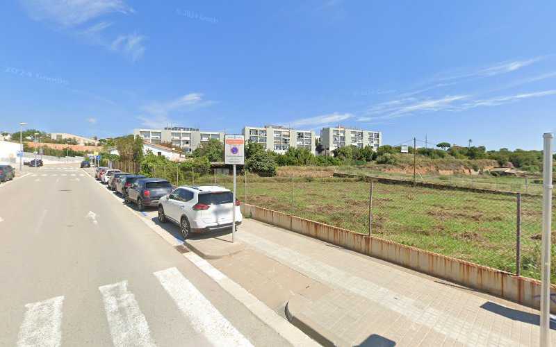 Fotografia tomada fuera de Fustería Ander - Carpintería metálica y de aluminio en Masnou (El), Barcelona
