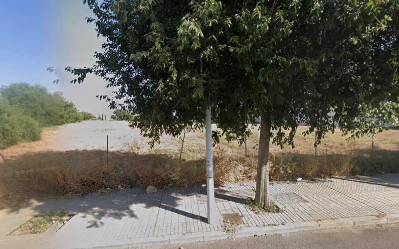 Fotografia tomada fuera de Construcciones Metálica López Tienda E Hijo S L - Carpintería metálica y de aluminio en Córdoba, Córdoba