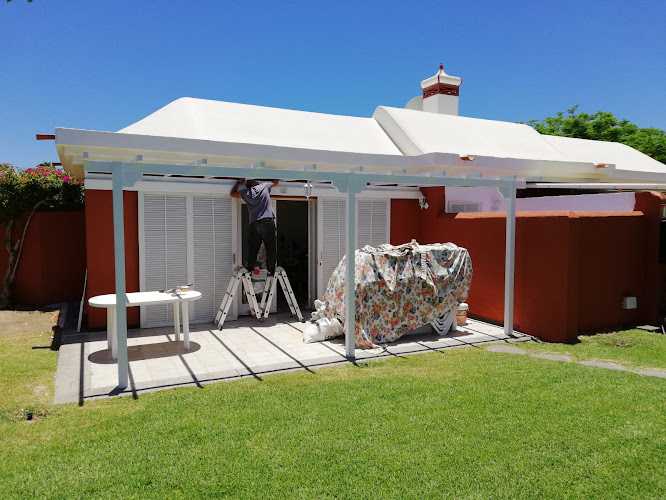 Fotografia tomada fuera de Carpintería y Decoración Jaradain Telde - Carpintería en Valle de Jinamar, Las Palmas