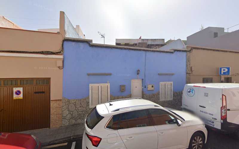 Fotografia tomada fuera de José Ramallo Rodríguez - Carpintería metálica y de aluminio en La Laguna, Santa Cruz de Tenerife