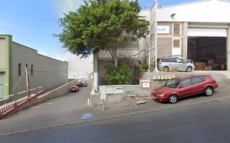 INDUSTRIAS L&T SL - Carpintería metálica y de aluminio en Santa Cruz de Tenerife, Santa Cruz de Tenerife