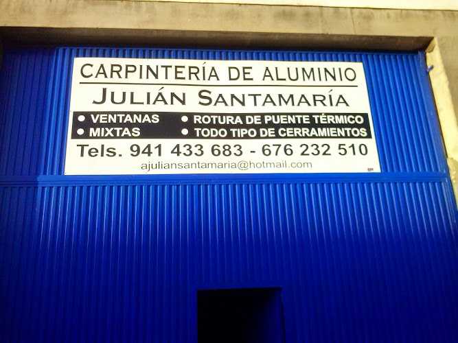 Fotografia tomada fuera de Carpintería de aluminio Julián Santamaría - Carpintería metálica y de aluminio en Logroño, La Rioja