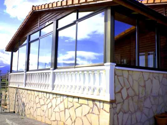 Fotografia tomada fuera de Carpintería de Aluminio ALSA - Carpintería metálica y de aluminio en Logroño, La Rioja