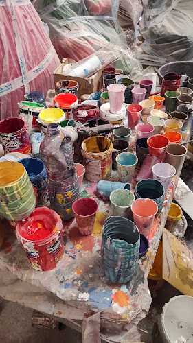 Fotografia tomada fuera de Kuvi Carpinteria - Fuster en Castelló, Valencia