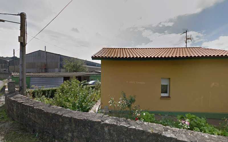Fotografia tomada fuera de Estanterías Elhe - Carpintería en Ambás, Asturias