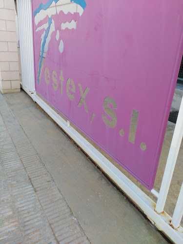 Fotografia tomada fuera de Testex - Lumber store en Catadau, Valencia