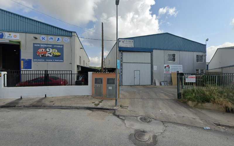 Fotografia tomada fuera de Carpintería Toima S.L. - Carpintería en L'Alcúdia de Crespins, Valencia