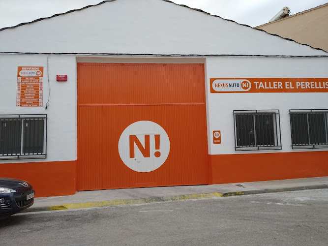 Fotografia tomada fuera de Taller El Perellis - Taller mecánico en Llombai, Valencia