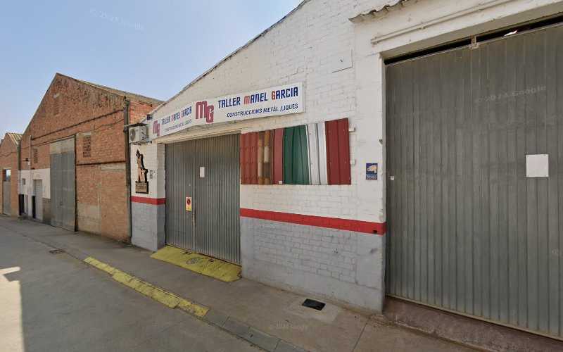 Fotografia tomada fuera de Taller Manel García - Taller de automóviles en Linyola, Lérida