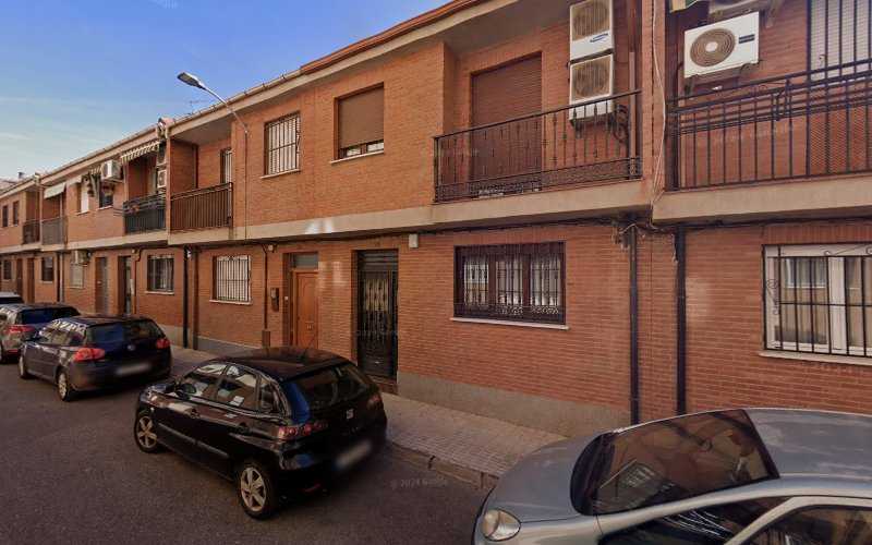 Fotografia tomada fuera de Juan Manuel Jiménez Gómez - Carpintería metálica y de aluminio en Linares, Jaén