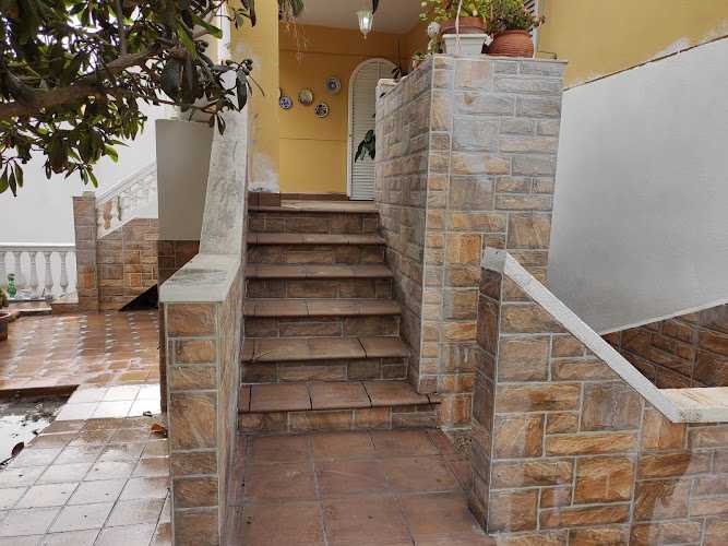 Fotografia tomada fuera de Multiservicios Guillén - Reformas en Linares, Jaén