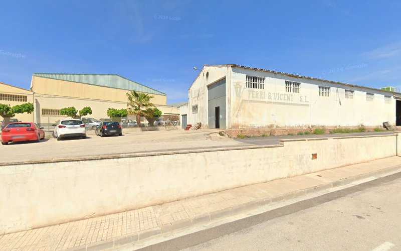 FERRERIA FERRI & VICENT SL - Carpintero en Aielo de Malferit, Valencia