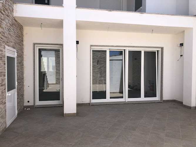 Fotografia tomada fuera de Ventanova - Proveedor de ventanas en Hinojosa del Duque, Córdoba