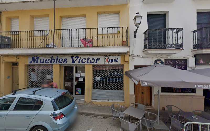 Fotografia tomada fuera de Muebles Víctor. - Tienda de muebles en Landete, Cuenca