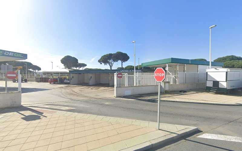 Fotografia tomada fuera de NEVADO - Carpintería en Punta Umbría, Huelva