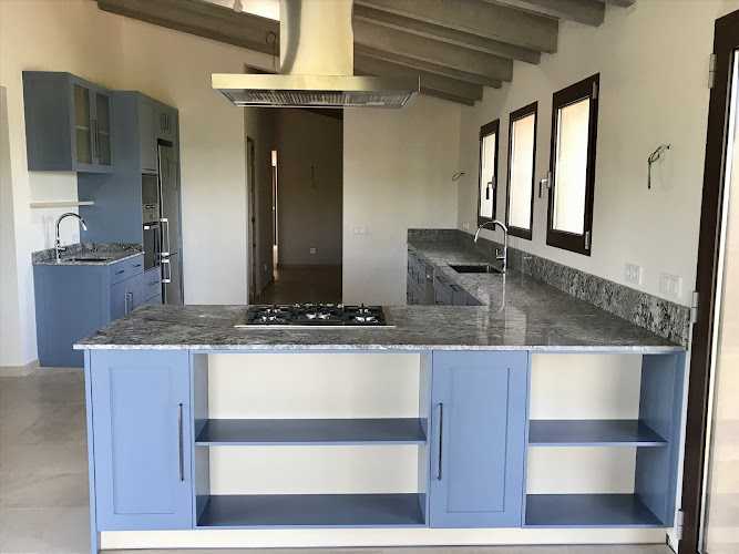 Fotografia tomada fuera de CARPINTERIA ALAR - Ebanista en Felanitx, Baleares