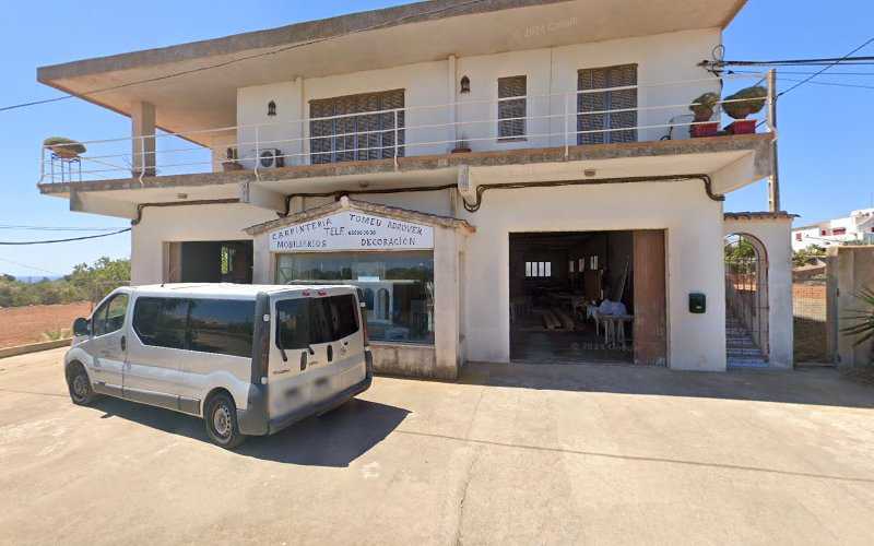 Fotografia tomada fuera de Carpintería Tomeu Adrover - Carpintería en Felanitx, Baleares